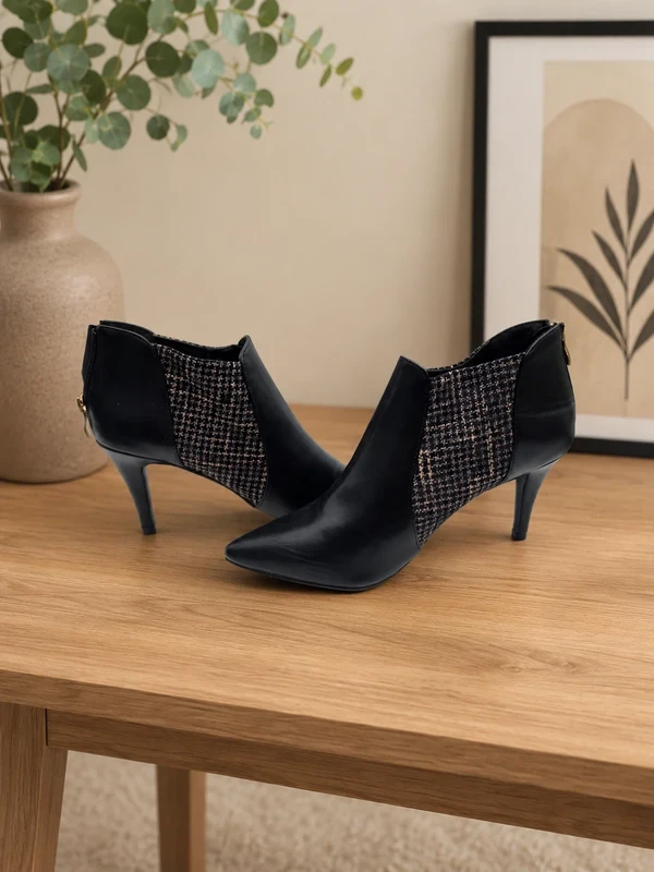 zapatos botines de tacón negro y beige 🌹40🌹 – photo 2